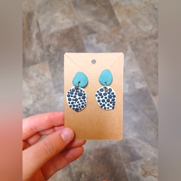 H&M Jewelry - Modern Green Polka Dot Dalmatian Earrings